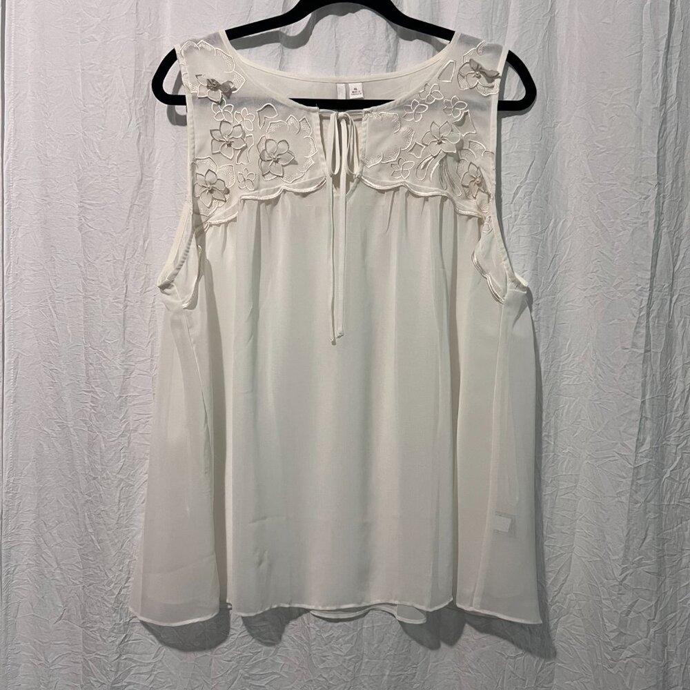 Lauren Conrad Women's XL Sheer Sleeveless Cream Blouse / Tunic